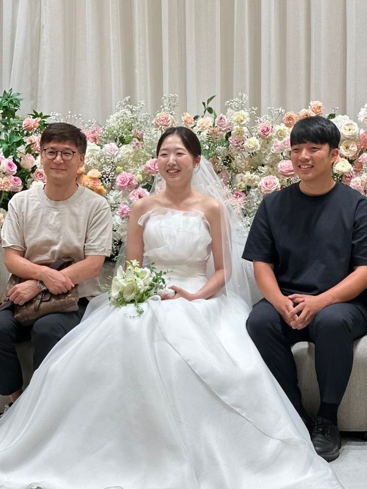 제자의 결혼식에서 느낀 뿌듯함과 감동